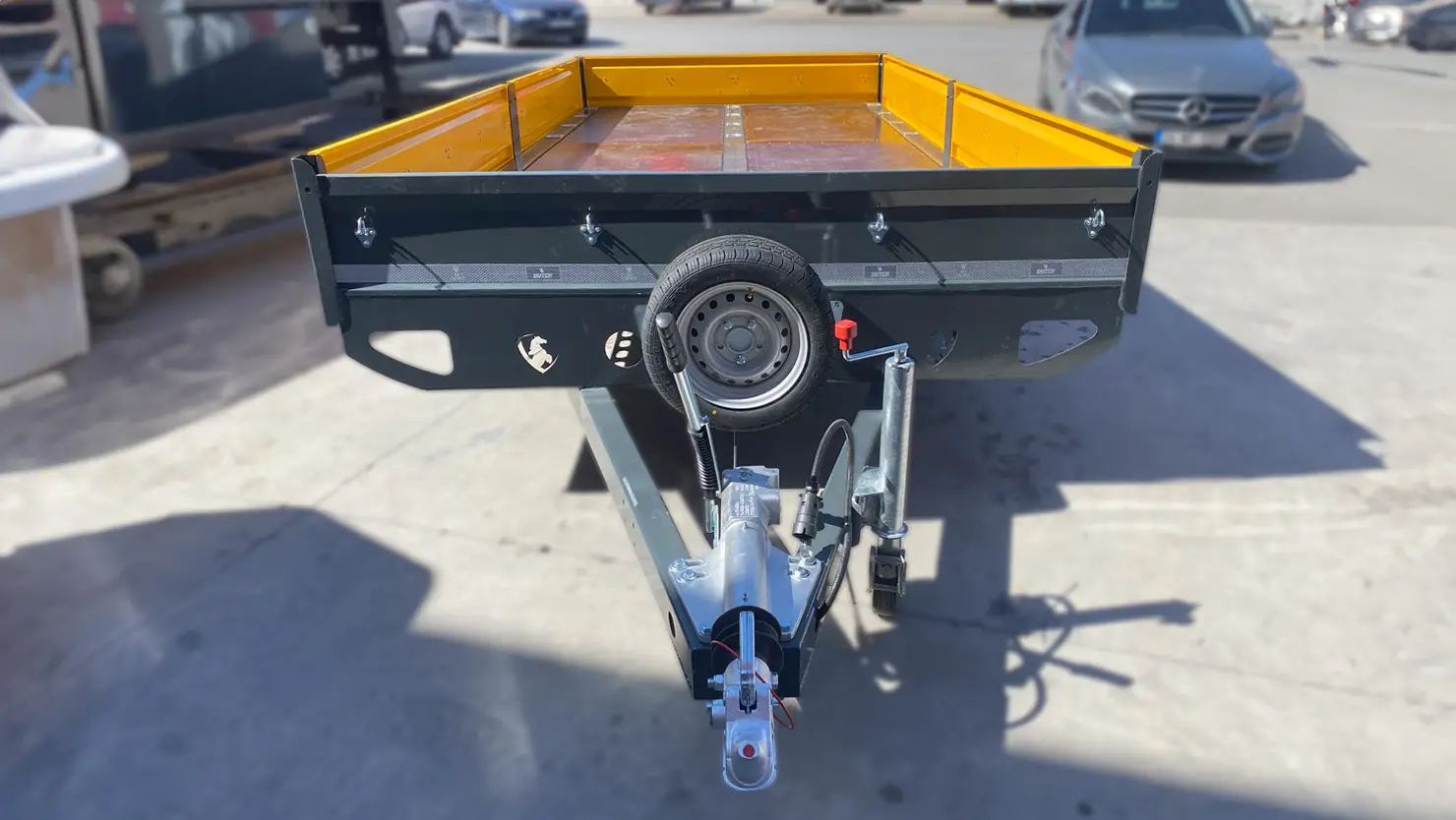 Açık Kasa Yük Treyleri